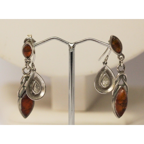 607 - Kit Heath silver heart necklace, amber and silver jewellery, pair of Rocio silver drop earrings