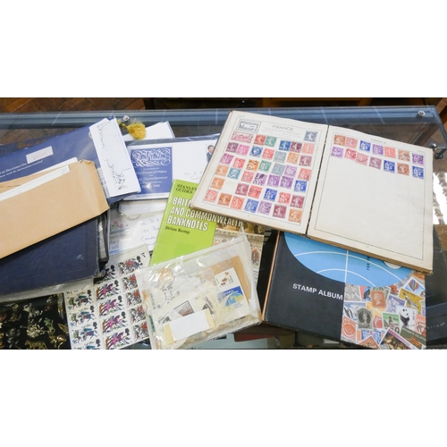 836 - Stamp collection on various albums, First Day Covers etc