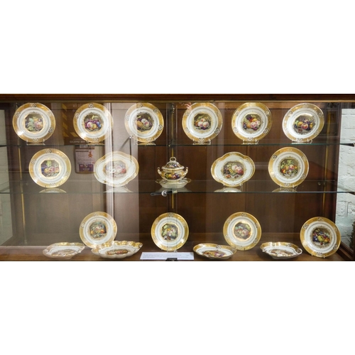 337 - A Derby part dessert service circa 1815-1820 painted by Thomas Steel with panels of fruits and flowe... 