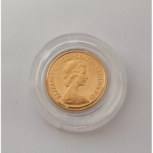 570 - Queen Elizabeth II 1980 Proof Half Gold Sovereign, in case