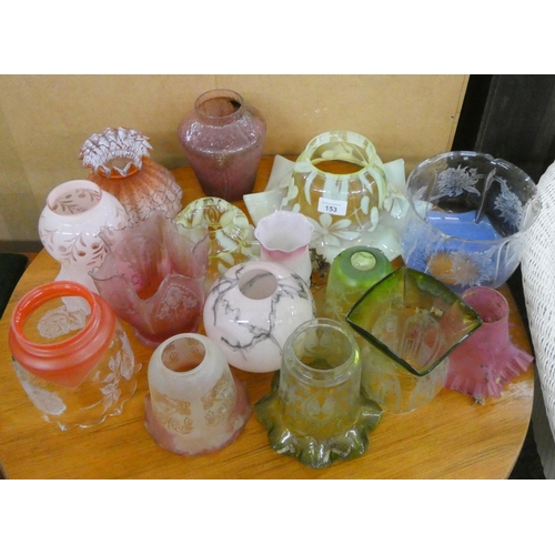 153 - Assorted coloured glass oil lampshades