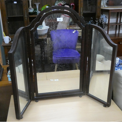 63 - A triple dressing table mirror in mahogany frame