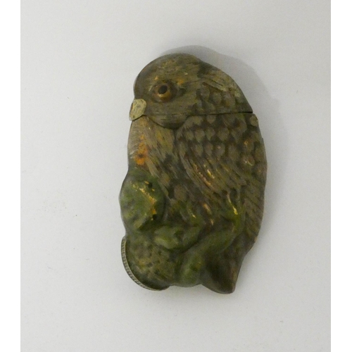 184 - A novelty bird shaped cold painted Vesta case