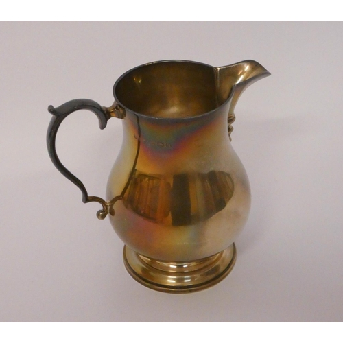 531 - A  silver cream jug, 5.5 troy ounces, Birmingham 1936