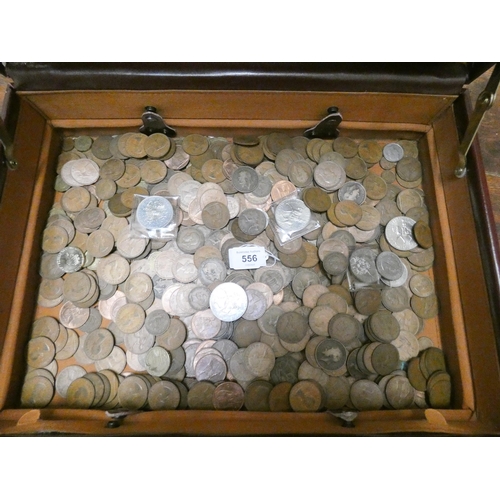 556 - A large accumulation of coins to include five silver proof crowns in their original boxes and certif... 