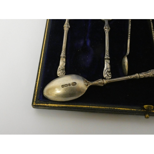 716 - A set of 6 Edwardian silver apostle spoons and a similar pair of sugar nips in fitted case. Spoons h... 