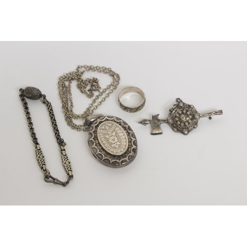 461 - Large Victorian oval silver locket, Celtic design silver bar brooch, Albertine bracelet etc