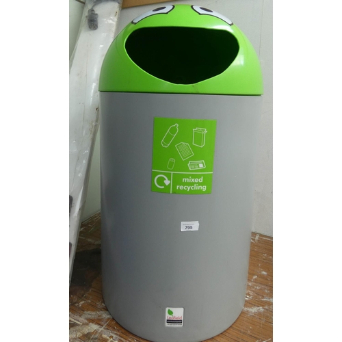 795 - A large Leafield environmental waste bin