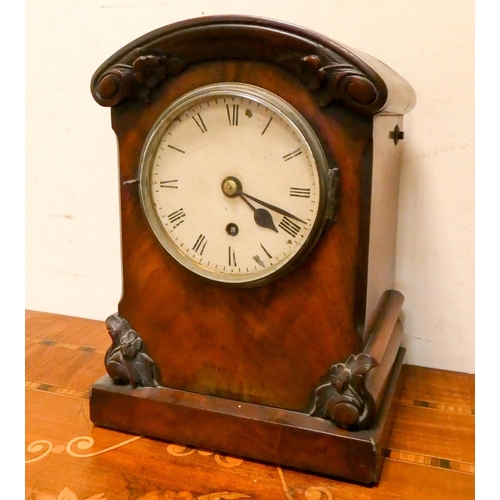 292 - A 19th century mahogany bracket clock with circular enamel dial, 11 1/2