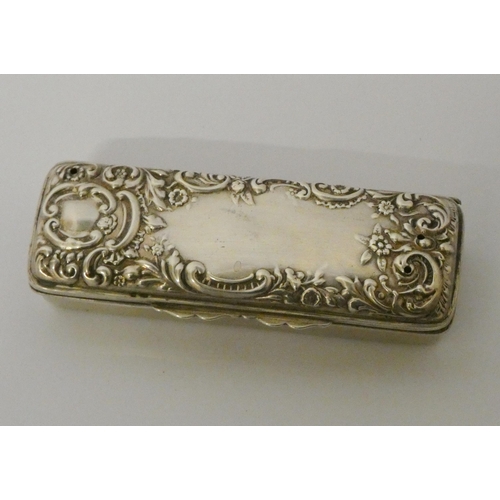 422 - Hallmarked silver rectangular snuff box, with hinged lid. 8cms across