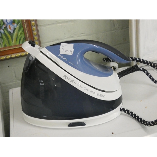 704A - A two litre Phillips ironing station