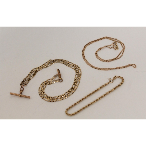 510 - Three modern 9ct yellow gold chains, an Albert style chain with T bar fitted, rope twist bracelet an... 