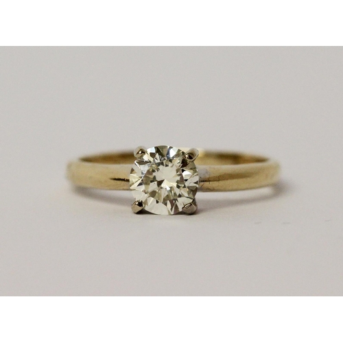 540 - A diamond solitaire ring, in a claw setting, diamond weighs 1.01 cts, hallmarked 18ct yellow gold ba... 