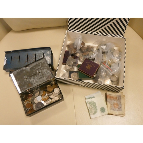 576 - A collection of old English and foreign coins and bank notes, old coin box etc