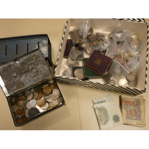 576 - A collection of old English and foreign coins and bank notes, old coin box etc