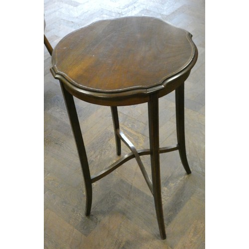 370 - An Edwardian mahogany line inlaid shape top occasional table