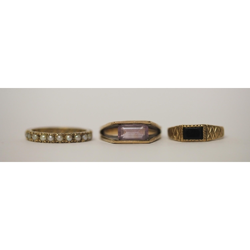 555 - Vintage 9ct gold pearl set eternity ring, an amethyst dress ring and an onyx panel dress ring. All h... 