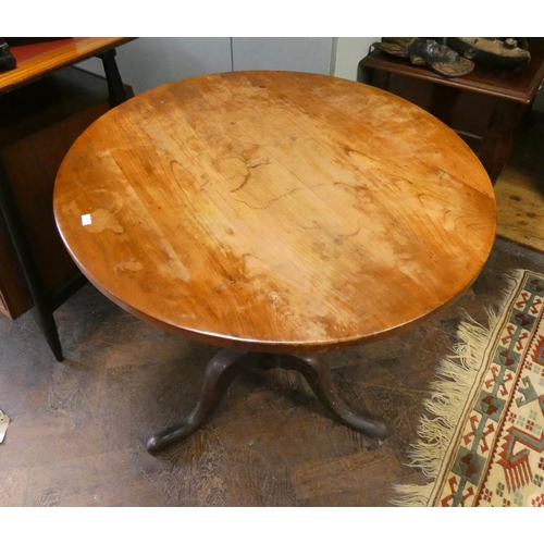 269 - Georgian style fruit wood tripod table