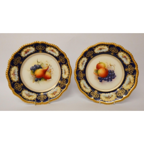 A pair of Royal Worcester cabinet plates, date code for 1926