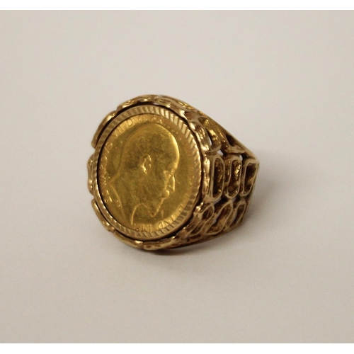 402 - Edward VII Half gold Sovereign, 1909, mounted as a ring, setting hallmarked 9ct gold, gross weight 1... 