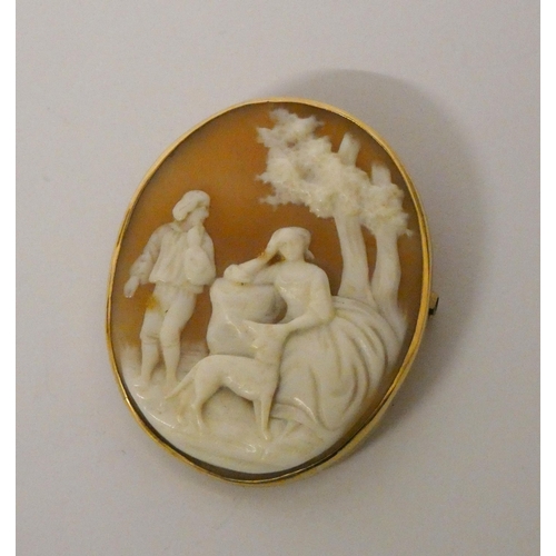 407 - Antique oval carved shell cameo brooch in 9ct hallmarked gold frame, 45mm long