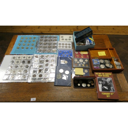 233 - A very large collection of English and foreign coins to include crowns and two albums of coins and b... 