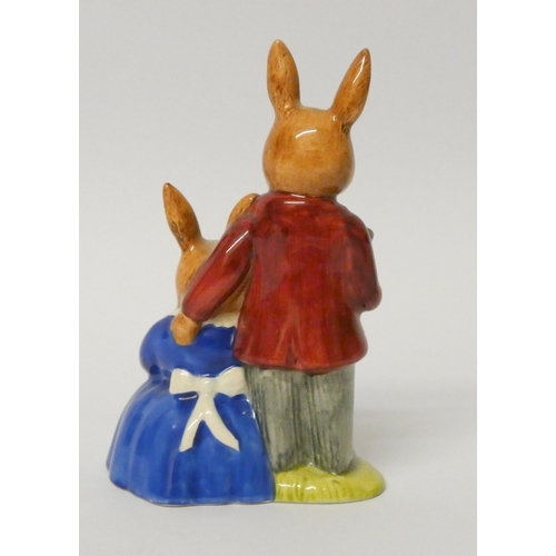 242 - A small Bunnykins figure 'Family Photograph'