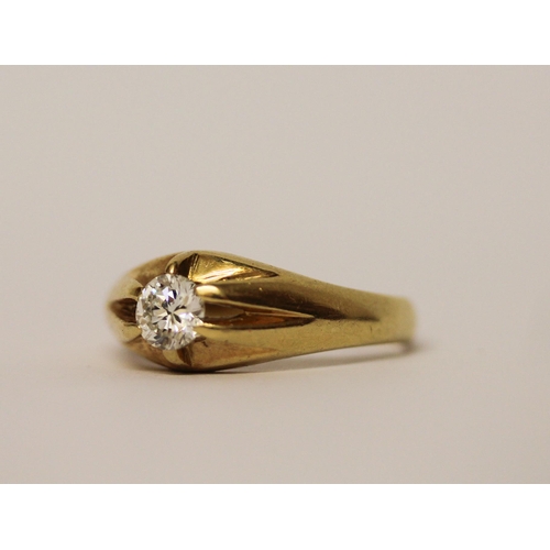 382 - 18ct yellow gold diamond signet ring, with a claw set brilliant cut diamond, hallmarked, ring size R... 