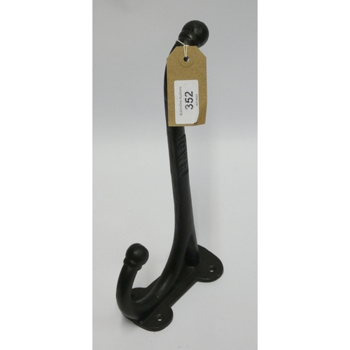 289 - A GWR robe hook