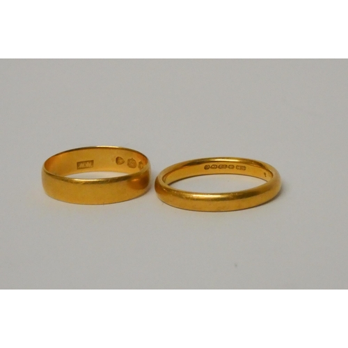 375 - Two antique 22ct yellow gold wedding bands, weight 6.4g