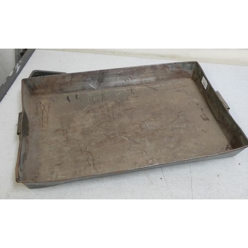 421 - An old galvanised style metal rectangular tray