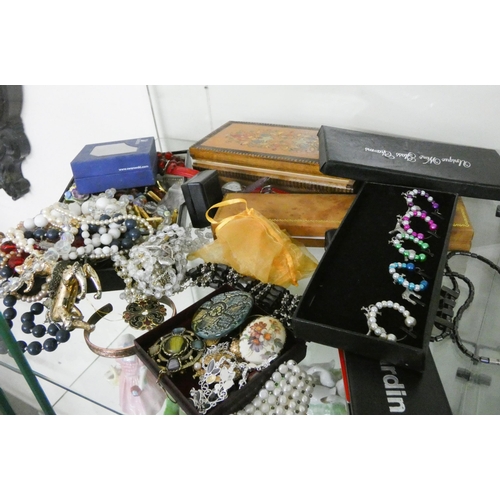 177 - Assorted costume jewellery, modern wristwatches etc