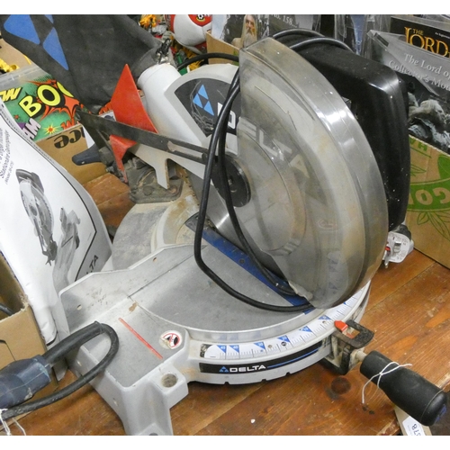 378 - A Delta 254mm compound mitre saw