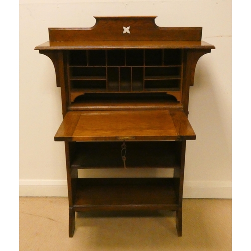 78 - Arts & Crafts Harris Lebus oak students bureau with shelves under. 2'9