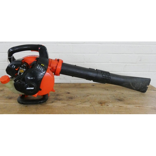 267 - Echo petrol engine leaf blower