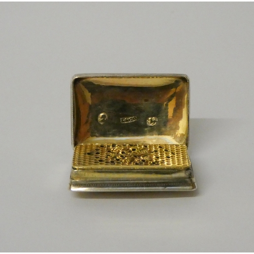 686 - Georgian silver vinaigrette with floral pierced gilt grille, Birmingham marks John Lawrence & Co, 2.... 