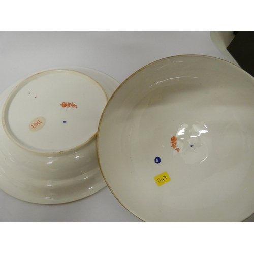 450 - Two Royal Crown Derby Imari Japan pattern circular muffin dishes and covers