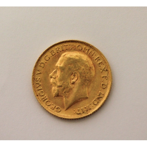 561 - 1911 George V full gold Sovereign