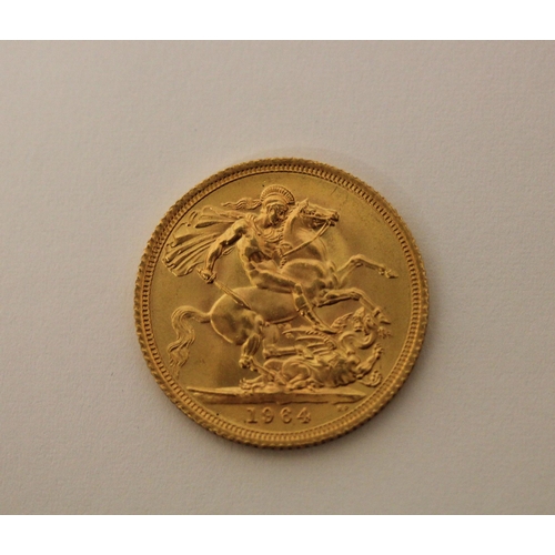 562 - 1964 Elizabeth II full gold Sovereign