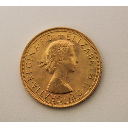 562 - 1964 Elizabeth II full gold Sovereign