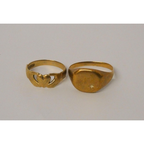 621 - Two 9ct gold signet style rings, gross weight 5.3g