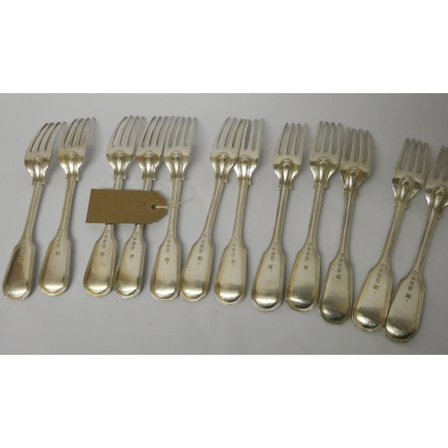 724 - A set of twelve Victorian silver fiddle pattern table forks, London hallmarks 1845, John & Henry Lia... 