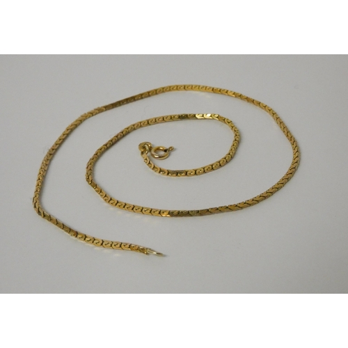 740 - A 9ct yellow gold choker length neck chain, weight 6.6g