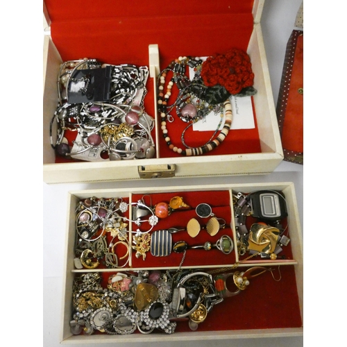 72 - A jewellery box and contents and some cased fish knives and forks with mother of pearl handles