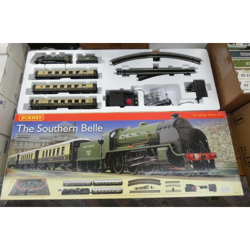 266 - A boxed  Hornby 00 gauge 'The South Southern Belle electric train set