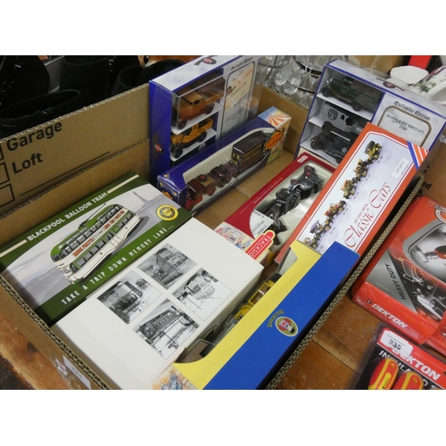 321 - Approximately 9 boxed multi-car sets