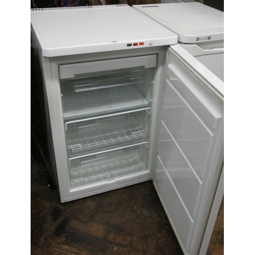 328 - A Zanussi work top height freezer