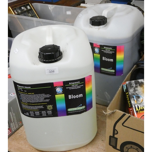 338 - Two large tubs of Bioponic two part advanced nutrient concentrate for flowing plants - Part 1 and pa... 