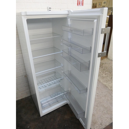 309A - A Blomberg fridge, 57