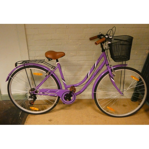 660 - An very clean vintage mauve ladies bicycle with front bag and rear rack